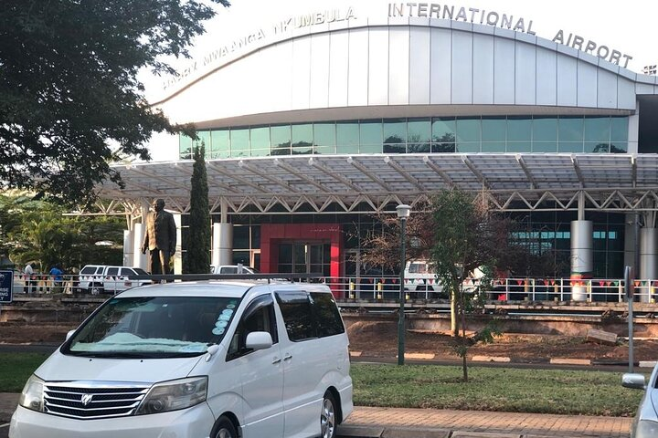 Livingstone Airport Transfers (LVI) - Reliable Pickup & Drop-off - Photo 1 of 6