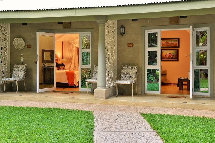 4 Days / 3 Nights The Bayete Guest Lodge Package  - Photo 1 of 6