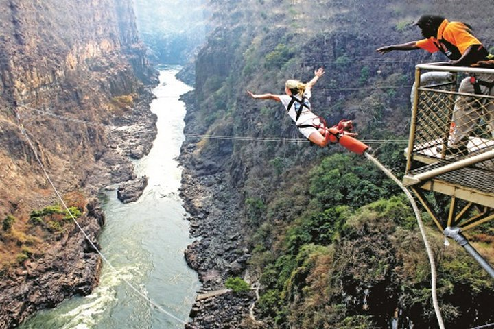 Bungee Jumping 