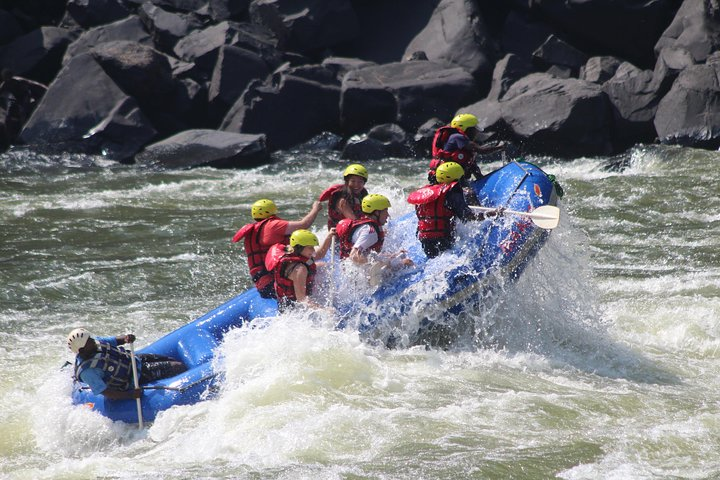 Rafting the Zambezi