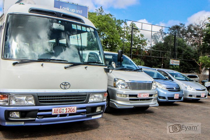 Taxi to the Boma place of eating - Photo 1 of 3