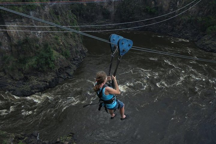 Zipline - Victoria Falls - Photo 1 of 3
